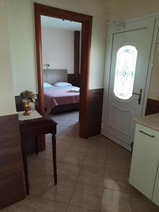 Sofia & Lakis House Apartment ออร์โมส ปานากีอาส ภายนอก รูปภาพ