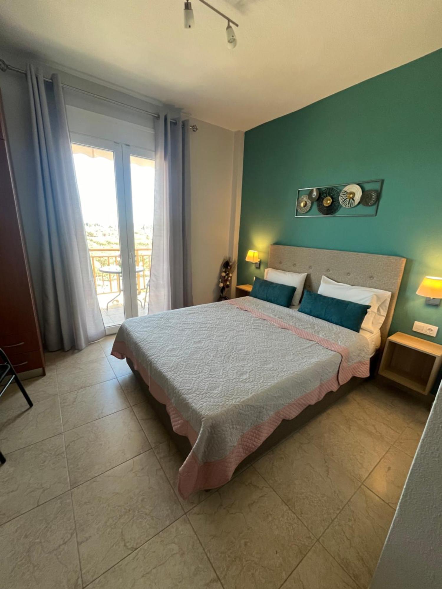 Sofia & Lakis House Apartment ออร์โมส ปานากีอาส ภายนอก รูปภาพ